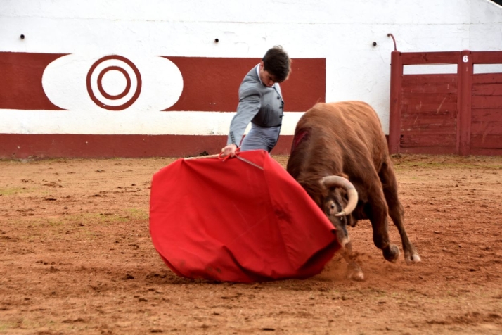 Jes&uacute;s Yglesias, ante su debut con picadores: "Voy a dar un golpe sobre la mesa y que la gente hable de m&iacute;" | Imagen 1