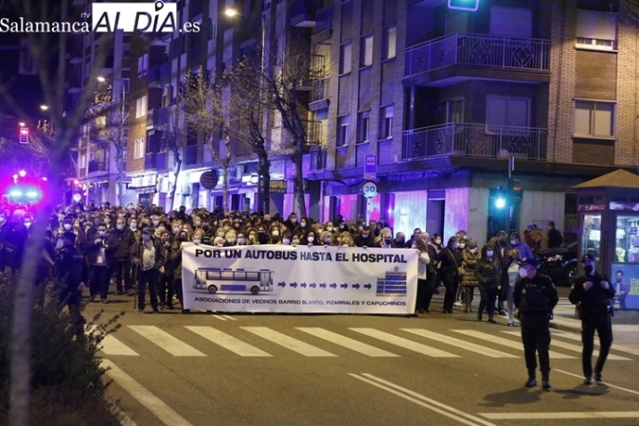 Rectificando e improvisando el autob&uacute;s urbano. | Imagen 1