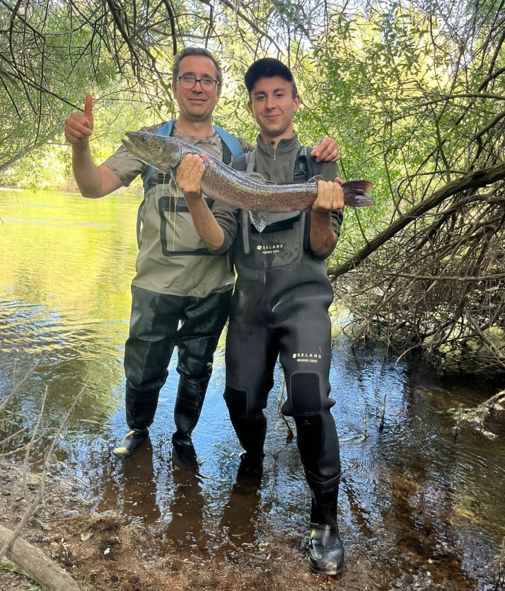 La pasi&oacute;n por la pesca desde los 3 a&ntilde;os de un joven salmantino: "Mi sue&ntilde;o es ser pescador profesional y acudir a campeonatos" | Imagen 3