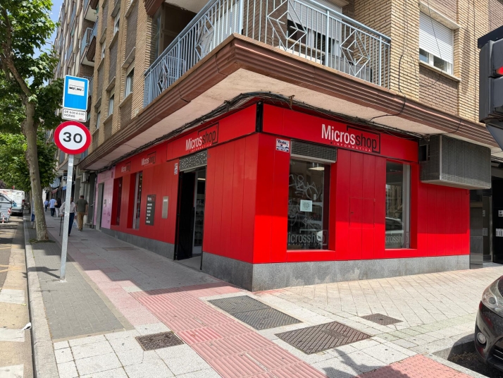 10 negocios imprescindibles en la Avenida Villamayor  | Imagen 8