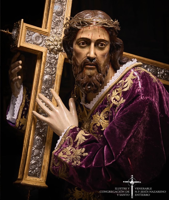 El bordado oculto en la centenaria t&uacute;nica de Jes&uacute;s Nazareno que revela secretos hist&oacute;ricos | Imagen 2