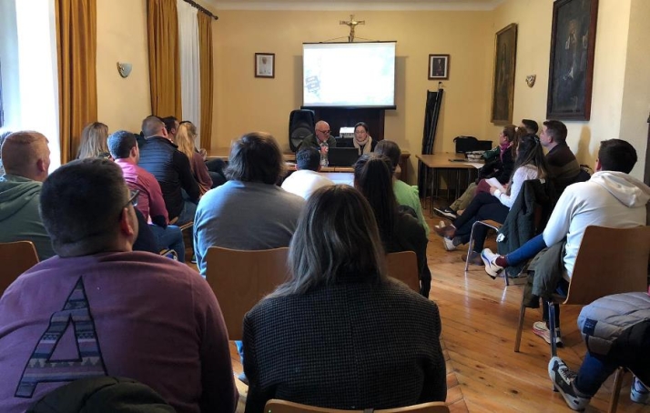 14 parejas asisten al cierre presencial del curso de preparaci&oacute;n al matrimonio | Imagen 1