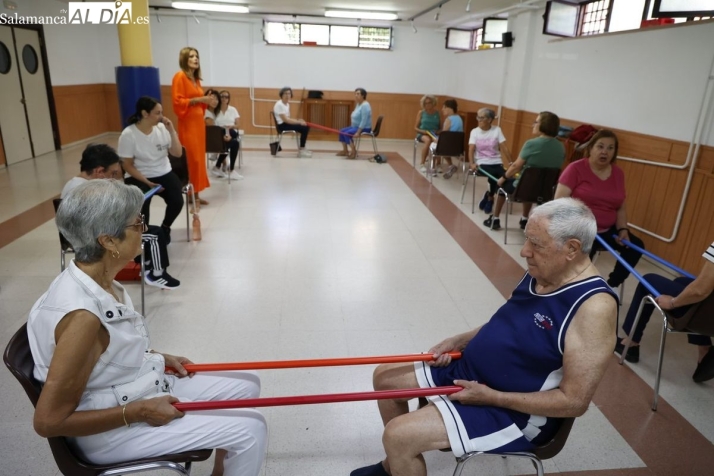 De pilates y paseos a ejercicios de memoria o combatir la soledad: así es el plan de Salamanca para que sus mayores sean felices | Imagen 2
