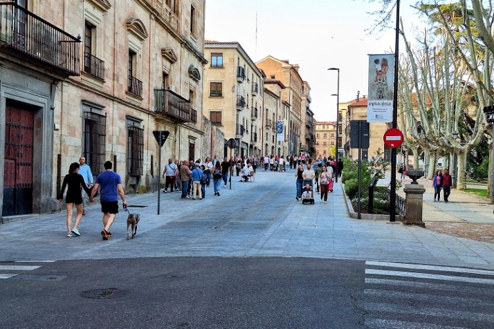 La humilde pol&iacute;tica de mantener | Imagen 7