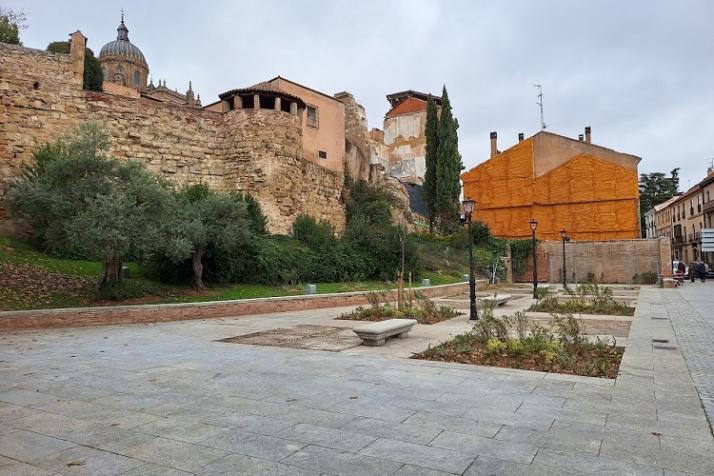 Quiz&aacute;s demasiado gris y no tanto verde. | Imagen 3