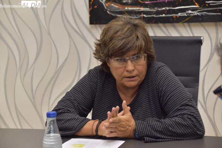"Mi prioridad es siempre el defender el digno ejercicio de la profesi&oacute;n y el derecho a una jubilacion", afirma Teresa Moro | Imagen 1