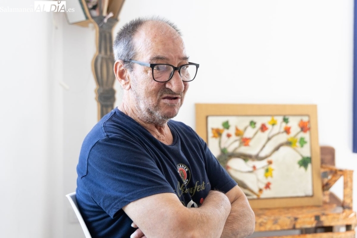 La segunda vida del jubilado salmantino que cambi&oacute; el parque por ayudar en el centro que le rescat&oacute; | Imagen 1