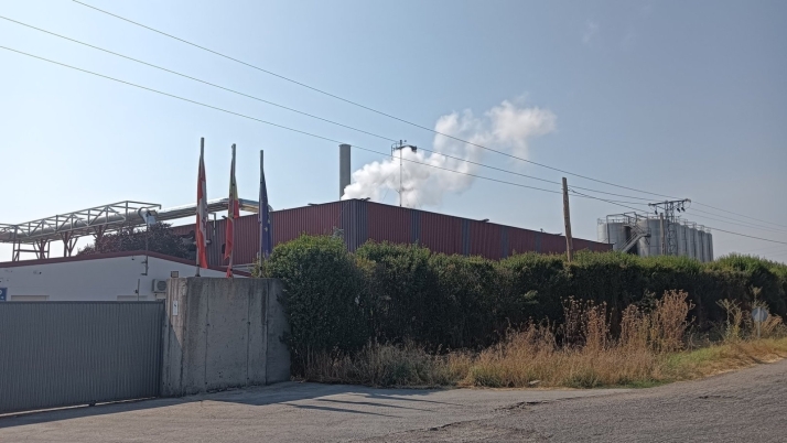 Los vecinos de Villamayor, hartos de los malos olores: "Respirar aire limpio es un derecho, no un privilegio" | Imagen 1