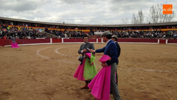 Festejo con picadores con Morante de la Puebla, Cayetano, Pablo Aguado, Alejandro Marcos y Manuel Diosleguarde | Imagen 3
