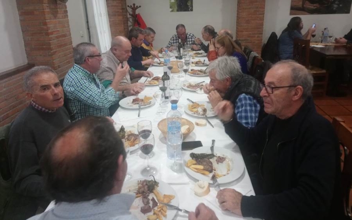 Los jubilados de Enusa celebran su comida de Navidad | Imagen 1