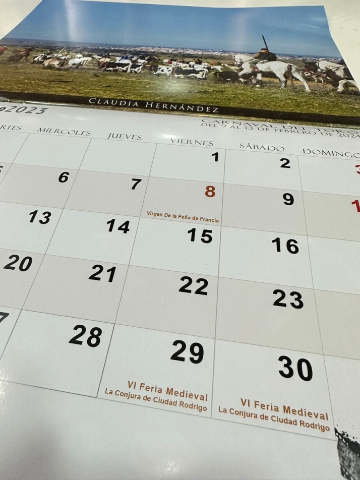 Sale a la venta el Calendario Carnavalero 2023/2024 | Imagen 1