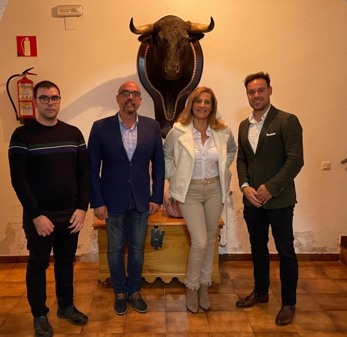 Concejales del Equipo de Gobierno difunden el Carnaval del Toro en Cadalso de los Vidrios | Imagen 1