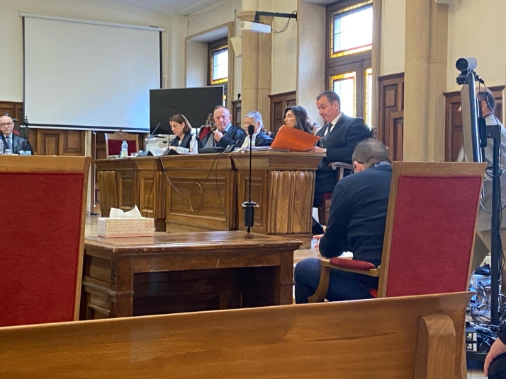 El jurado popular declara "culpable" por homicidio al acusado de apu&ntilde;alar a un joven en el Carnaval del Toro  | Imagen 1