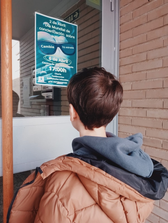 Bea y Asier, madre e hijo corajes que siguen luchando por concienciar y visibilizar el autismo en Salamanca  | Imagen 1