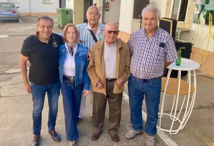 Veteranos de la Guardia Civil comen juntos por la festividad de su Patrona | Imagen 1