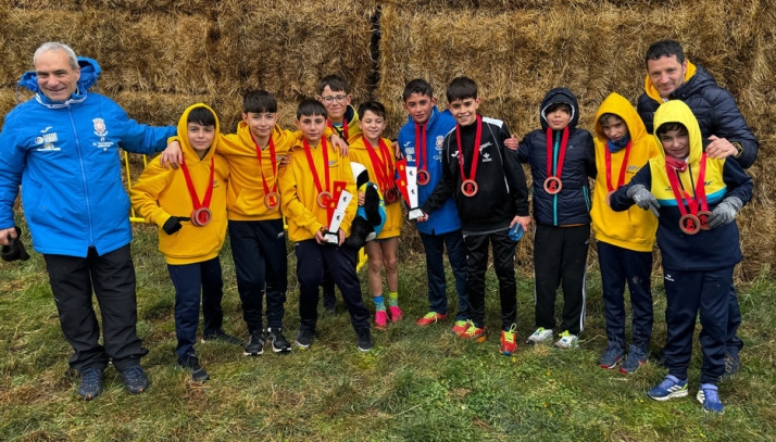 Alonso Gonz&aacute;lez y Juan Carlos Hern&aacute;ndez, parte del &eacute;xito de la selecci&oacute;n salmantina en el Regional de Campo a trav&eacute;s | Imagen 1