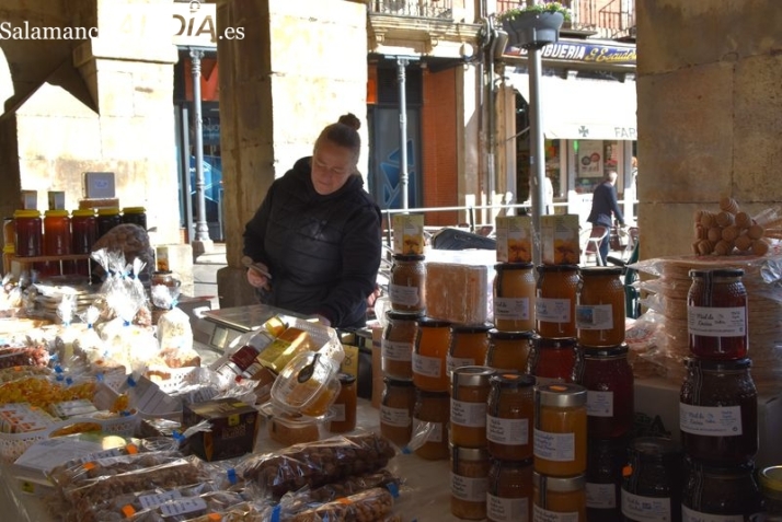 Ana Becerro, turronera de La Alberca: &ldquo;Me encantar&iacute;a que la tradici&oacute;n continuara, pero lo veo dif&iacute;cil&rdquo; | Imagen 1