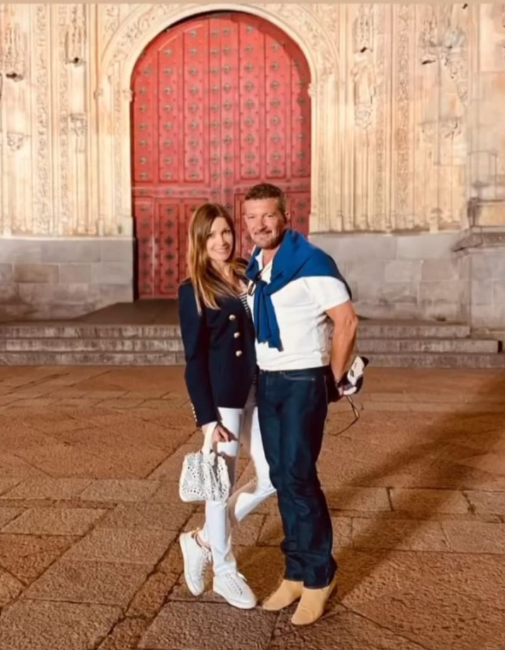 La rom&aacute;ntica escapada de Antonio Banderas a Salamanca junto con su pareja | Imagen 1