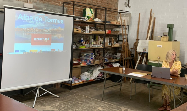 Alba de Tormes expone su proyecto cerámico en la clausura de CERAMITUR en La Bisbal d’Empordà | Imagen 1