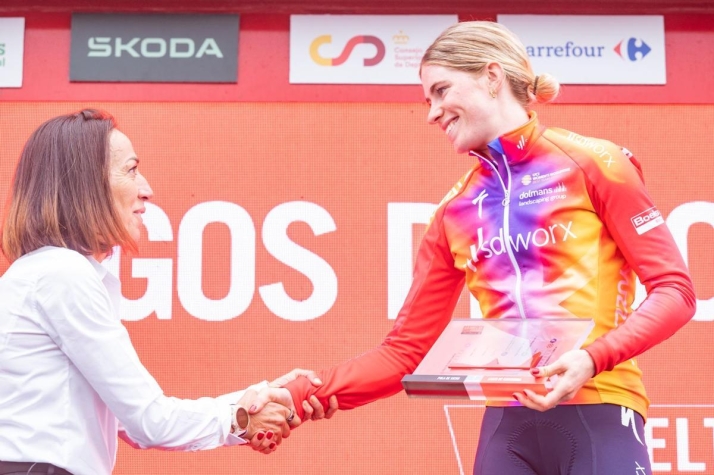 Dori Ruano, de 'escaparse' con su bici en Villamayor a ser embajadora de La Vuelta: "Me ilusiona ver tantas chicas ciclistas en Salamanca" | Imagen 3