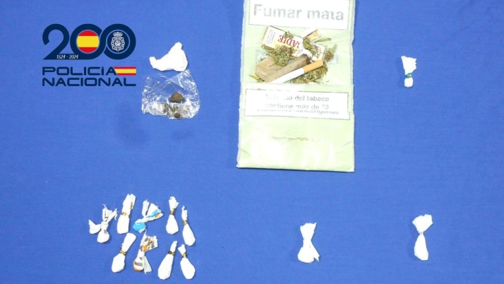 Llamativo despliegue policial en un 'after' de la Cuesta de Sancti Sp&iacute;ritus | Imagen 1