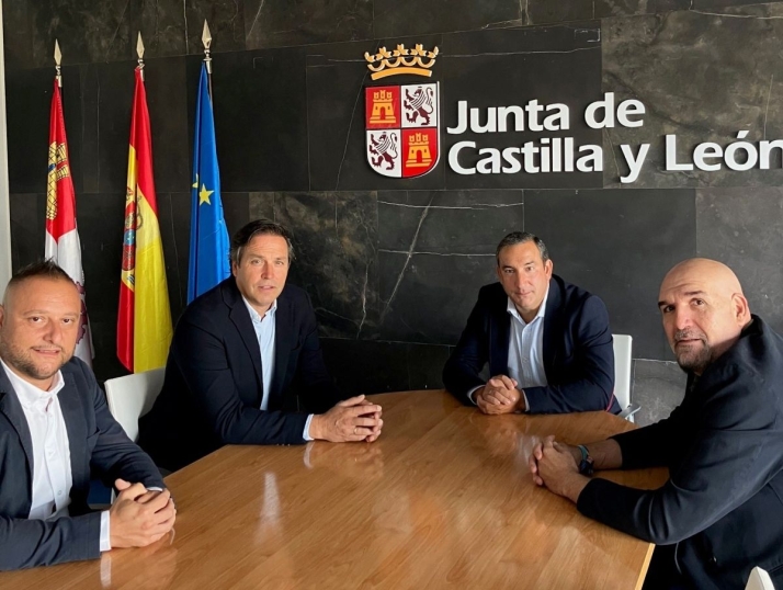 Carlos Miguel Hernández y José Andrés Vicente se alternarán en la presidencia de La Glorieta | Imagen 1