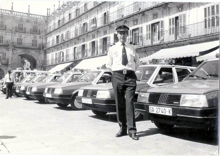 Jes&uacute;s S&aacute;nchez, 38 a&ntilde;os de historia en la Polic&iacute;a Local de Salamanca: "Entr&eacute; a la polic&iacute;a perdiendo dinero porque era lo que m&aacute;s me gustaba" | Imagen 1