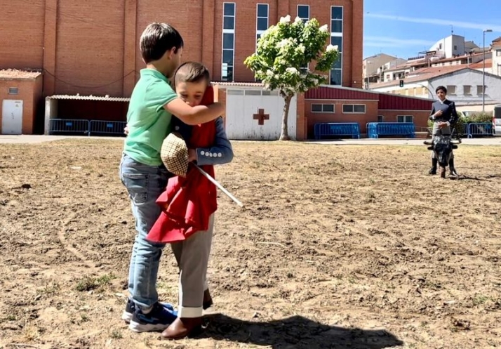 Exhibición de toreo a cargo de los alumnos de la Escuela de Tauromaquia | Imagen 1