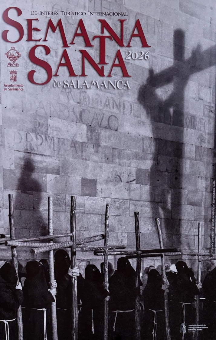 David G&oacute;mez Roll&aacute;n, autor del cartel de la Semana Santa: "Esta foto la busqu&eacute; durante tres a&ntilde;os" | Imagen 2