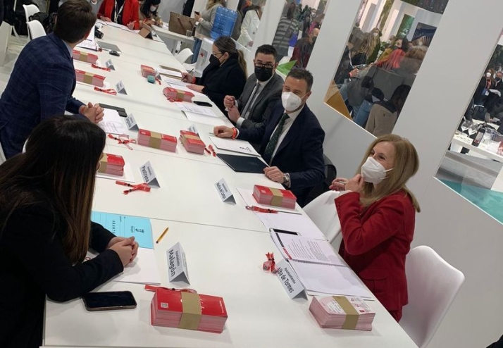 &lsquo;Huellas de Teresa&rsquo; presenta en Fitur un nuevo v&iacute;deo promocional | Imagen 1