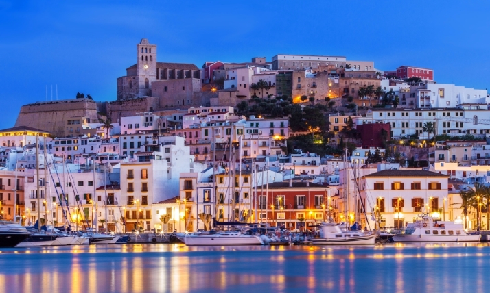 Ibiza te Espera: La Escapada de Verano Ideal | Imagen 1