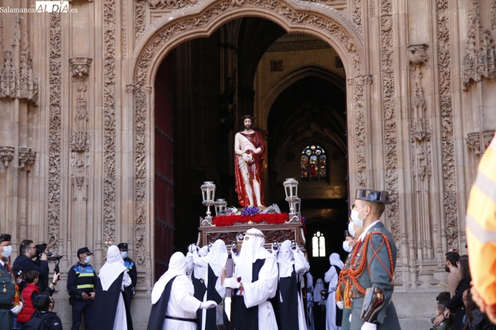 "Donde m&aacute;s se disfruta es en el Hospital, porque realmente ves la necesidad de las personas y acercamos la fe a los que no pueden ir a ella" | Imagen 1