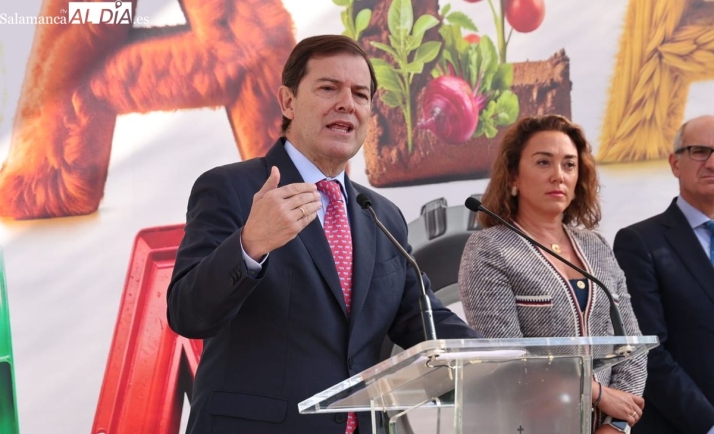 V&Iacute;DEO Y FOTOS | Iglesias inaugura Salamaq con una exigencia de una PAC justa mientras que Ma&ntilde;ueco anuncia un ambicioso plan para reforzar la ganader&iacute;a extensiva  | Imagen 1