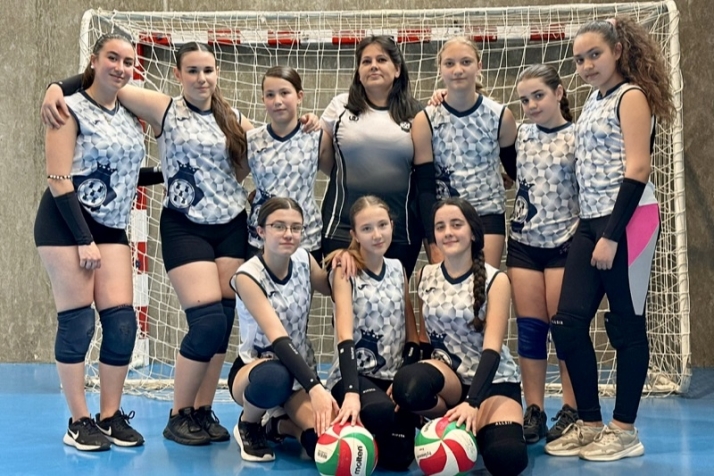 El deporte peñarandino, imparable: Marcos Sánchez, a la selección salmantina 2013 y el equipo de voleibol firma un brillante partido | Imagen 1