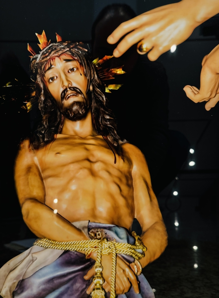La fotografía ‘El Perdón’ de Miguel Ángel Gómez Garcinuño, elegida cartel de la Semana Santa 2025 de Peñaranda | Imagen 1