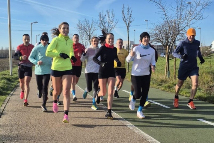 42 kil&oacute;metros contra el dolor: El deporte salmantino se vuelca con la Piel de Mariposa | Imagen 2