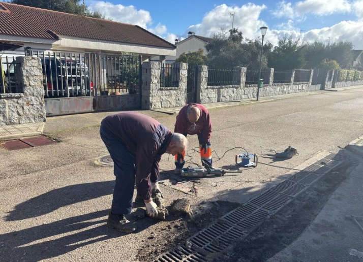 El Ayuntamiento de Alba de Tormes acomete trabajos de mejora en infraestructuras y jardiner&iacute;a en varias calles | Imagen 1