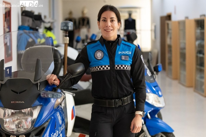Cenar con el uniforme puesto: la otra cara de la Nochebuena en Salamanca | Imagen 1