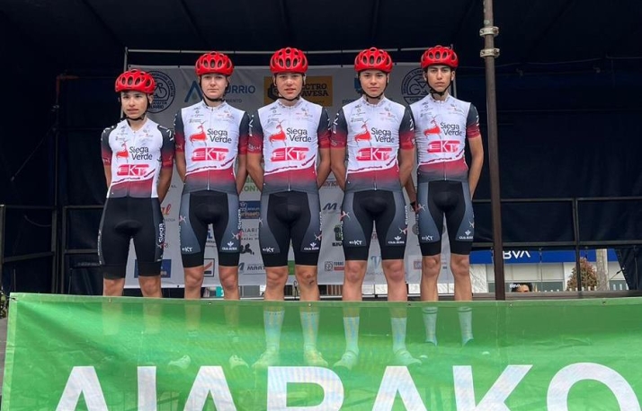 El equipo de Siega Verde concluye 7º entre los 35 participantes en la Aiarako Bira de Álava | Imagen 1