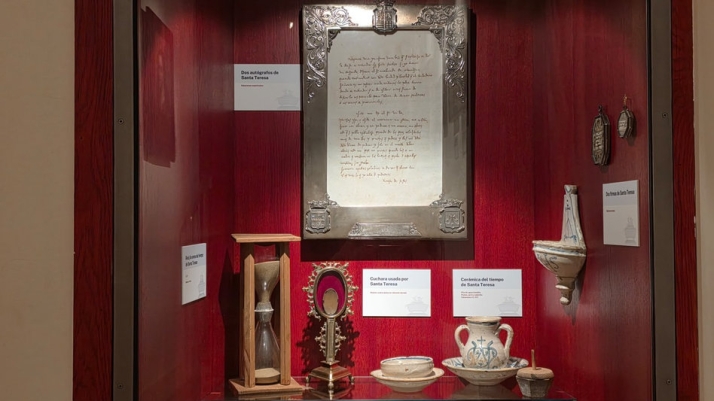 El Museo CARMUS renueva las cartelas de su sala de reliquias | Imagen 1
