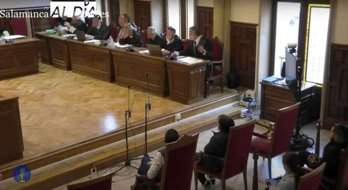 El TSJCyL mantiene la pena a 'El Vinas' y 'La Roc&iacute;o' por el crimen que acab&oacute; con la vida de 'El Chispi'  | Imagen 1