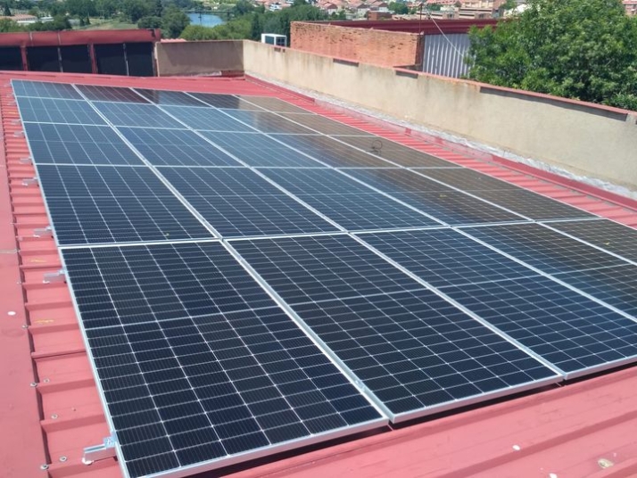 Las placas solares contin&uacute;an ganando adeptos en Salamanca | Imagen 1
