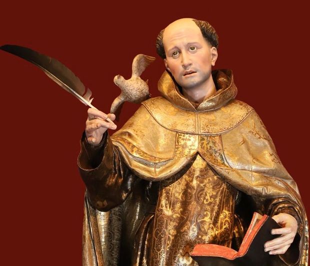 La joya del museo CARMUS que coronar&aacute; el preg&oacute;n de Semana Santa en Alba | Imagen 1