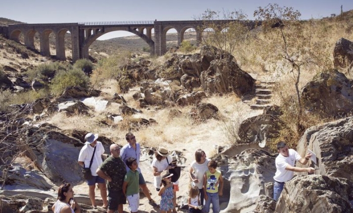 Las cinco rutas arqueol&oacute;gicas que te van a enamorar de la provincia salmantina | Imagen 4