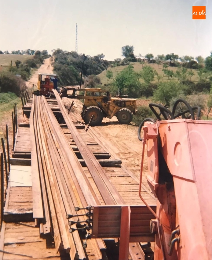 Ra&iacute;les sobrantes tras el cierre de l&iacute;nea y que fueron aprovechadas en la l&iacute;nea de &Aacute;vila.