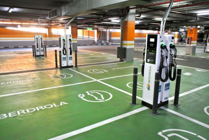 Estos son los puntos de recarga de veh&iacute;culos el&eacute;ctricos que hay en Salamanca | Imagen 1
