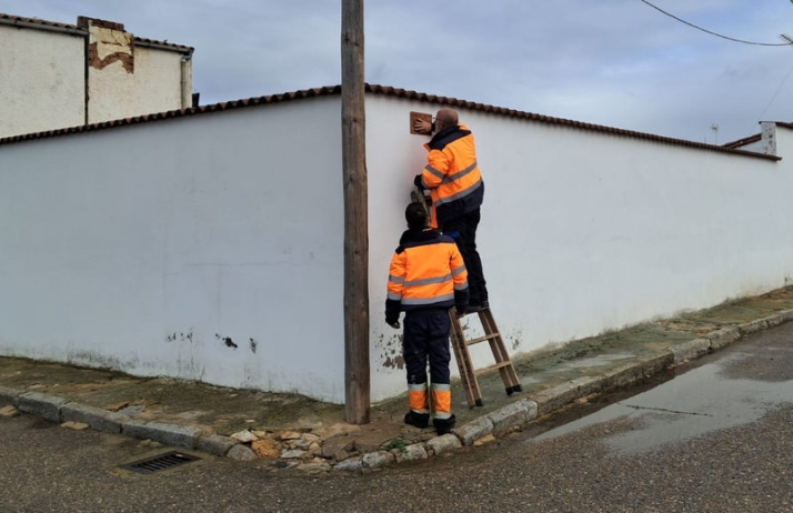Torrej&oacute;n de Alba estrena nueva se&ntilde;alizaci&oacute;n en calles y viviendas | Imagen 1