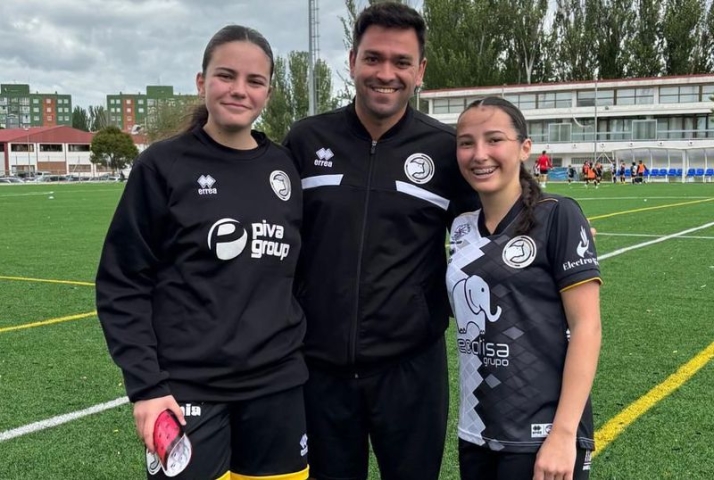 "Que luchen por sus sue&ntilde;os": el consejo de Ana y Daniela, las albenses que triunfan en Unionistas Femenino | Imagen 2