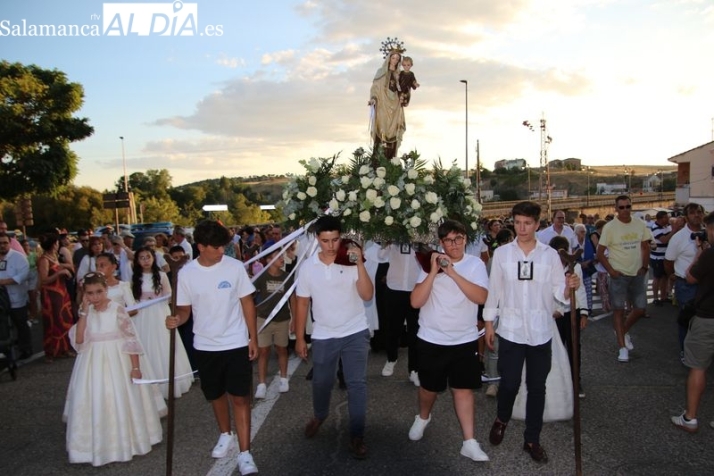 La Cofrad&iacute;a de la Virgen del Carmen de Alba de Tormes restaurar&aacute; su imagen procesional | Imagen 1