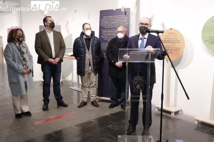 Una exposición muestra fondos inéditos sobre niños abandonados a lo largo de los siglos en Salamanca